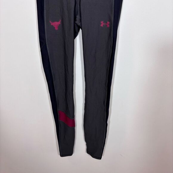 Women's UA Project Rock HeatGear® No-Slip Waistband Leggings size XS - Picture 5 of 13